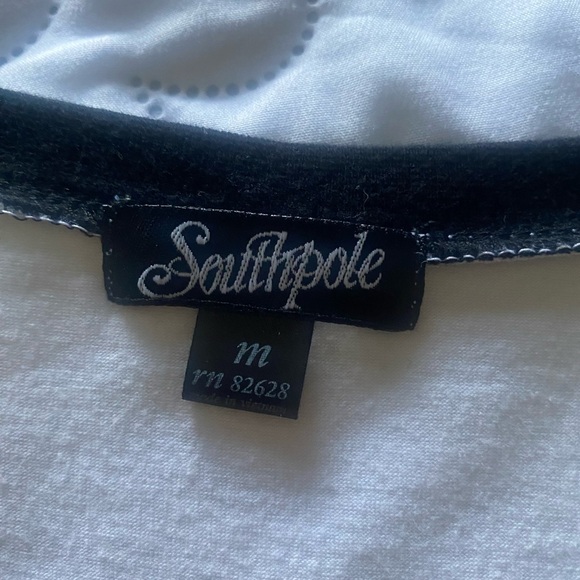 Juniors Tee Shirt - Picture 2 of 3